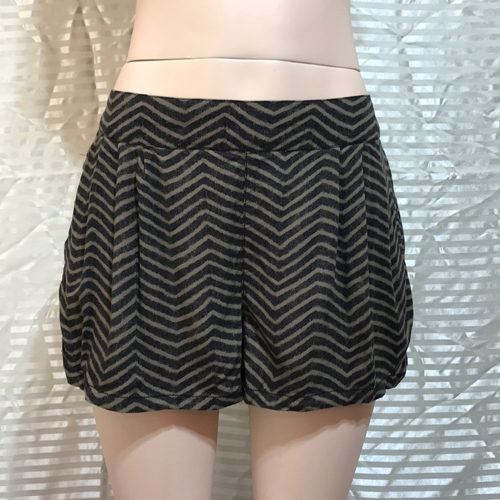 American Eagle Chevron Oversized Linen Loose Short